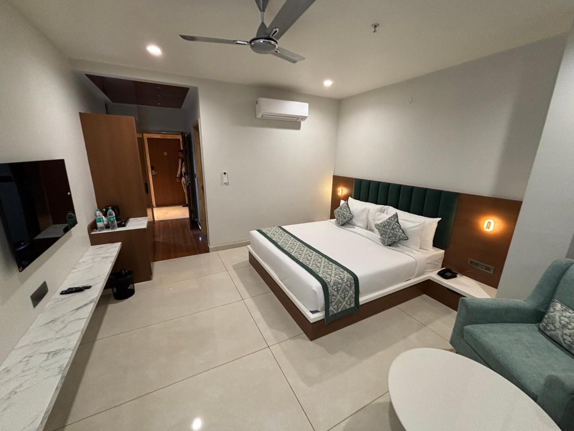 Hotel The Crown Inn Jhunjhunu Exterior foto